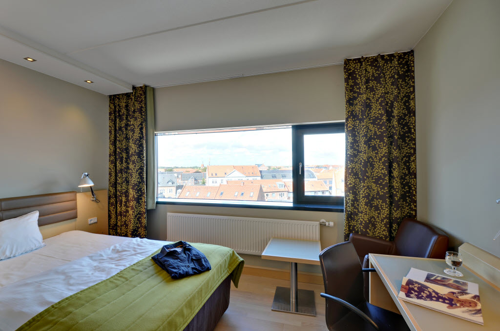 Copyright: Holger Fell Scandic Olympic, superior room